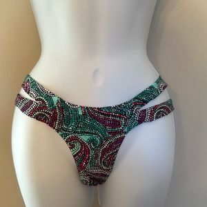 NEVER WORN bikini bottoms